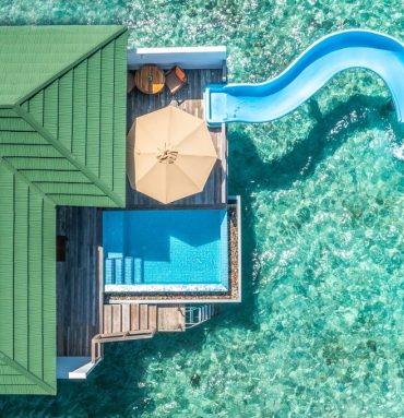 Lagoon Villa with Pool and Slide